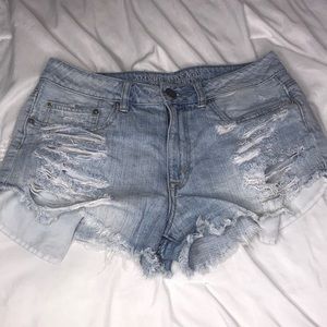 American Eagle distressed ripped shorts